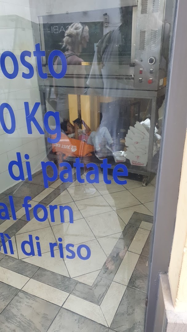 Polleria Maqueda, Palermo