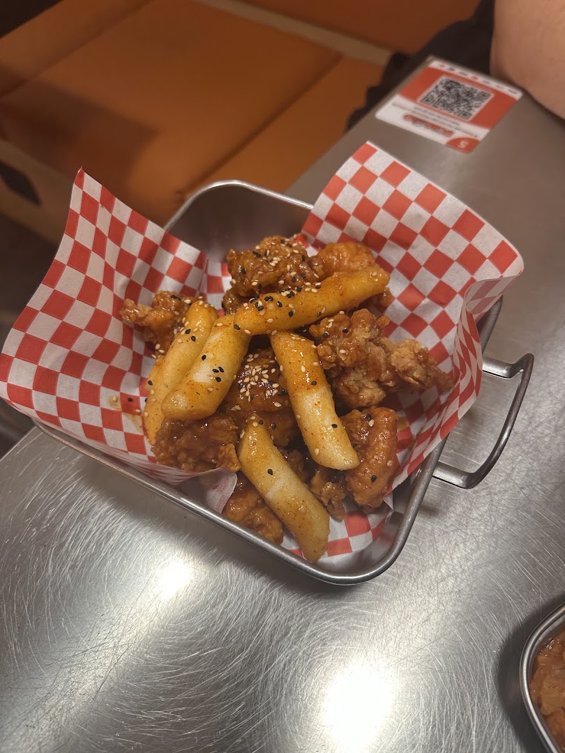 Pollolo Korean Chicken & Corn Dog