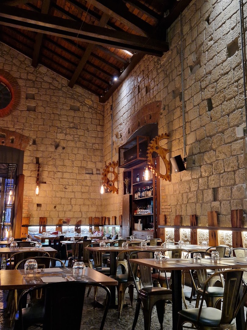 Pompei Centrale Pizzeria Hamburger Bistrot