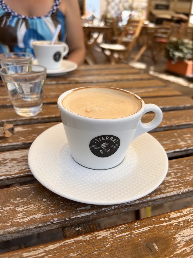 Pon Cafè
