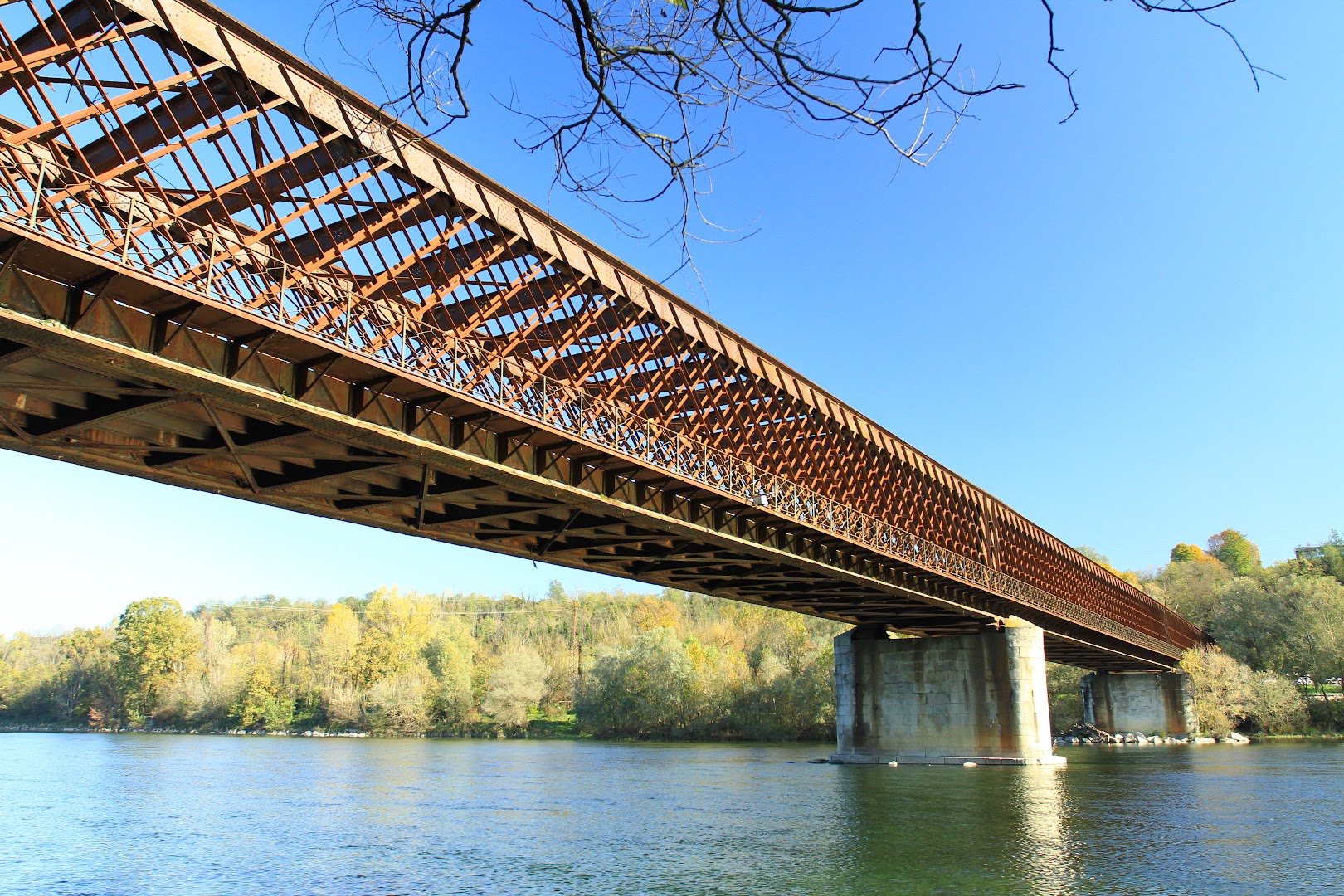 Ponte di Oleggio