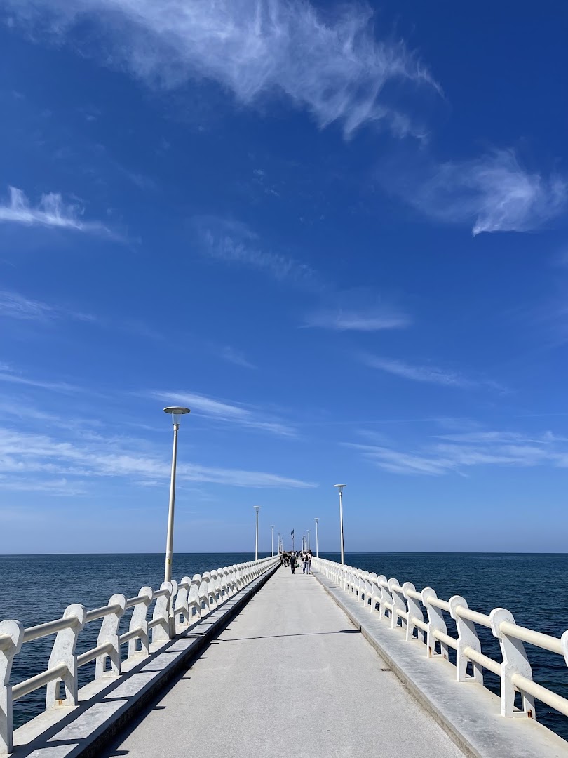 Pontile Medaglie d'oro di lunga navigazione - Forte dei Marmi