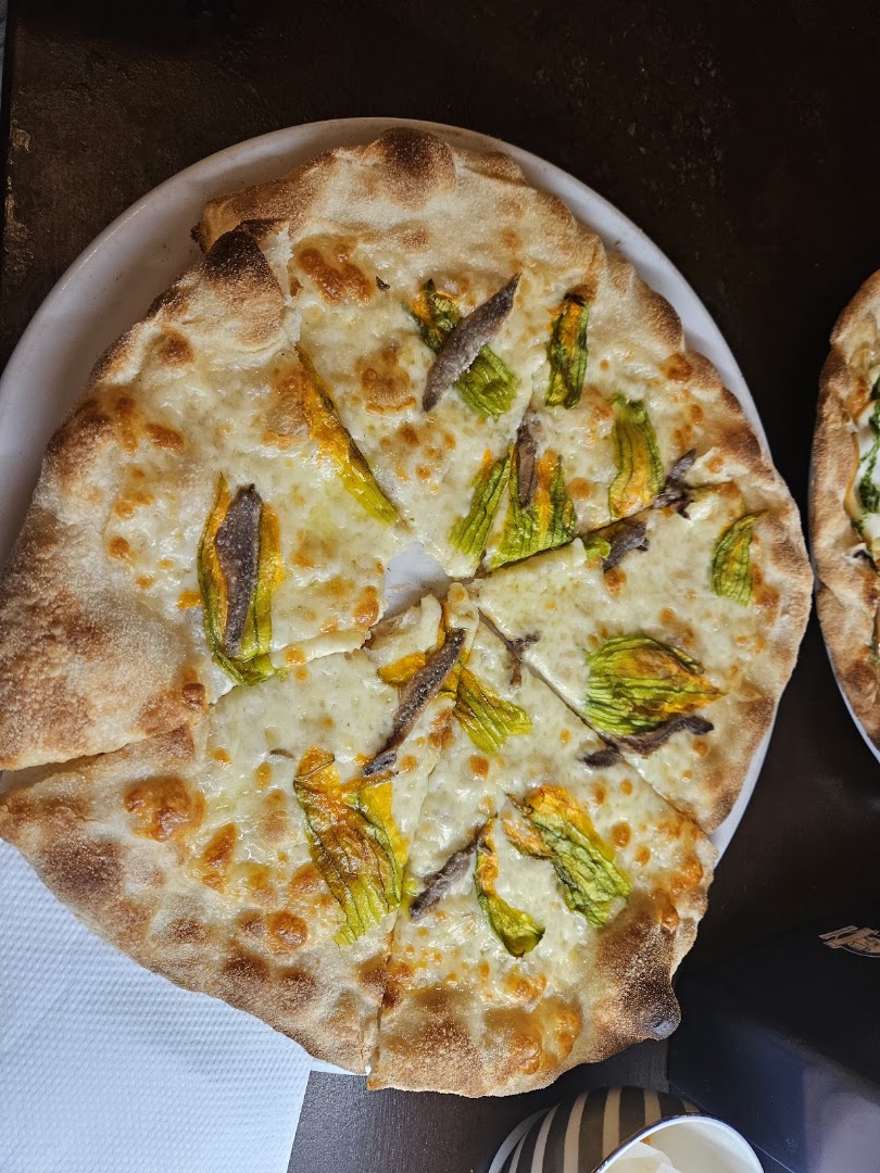 Popeye Pizza