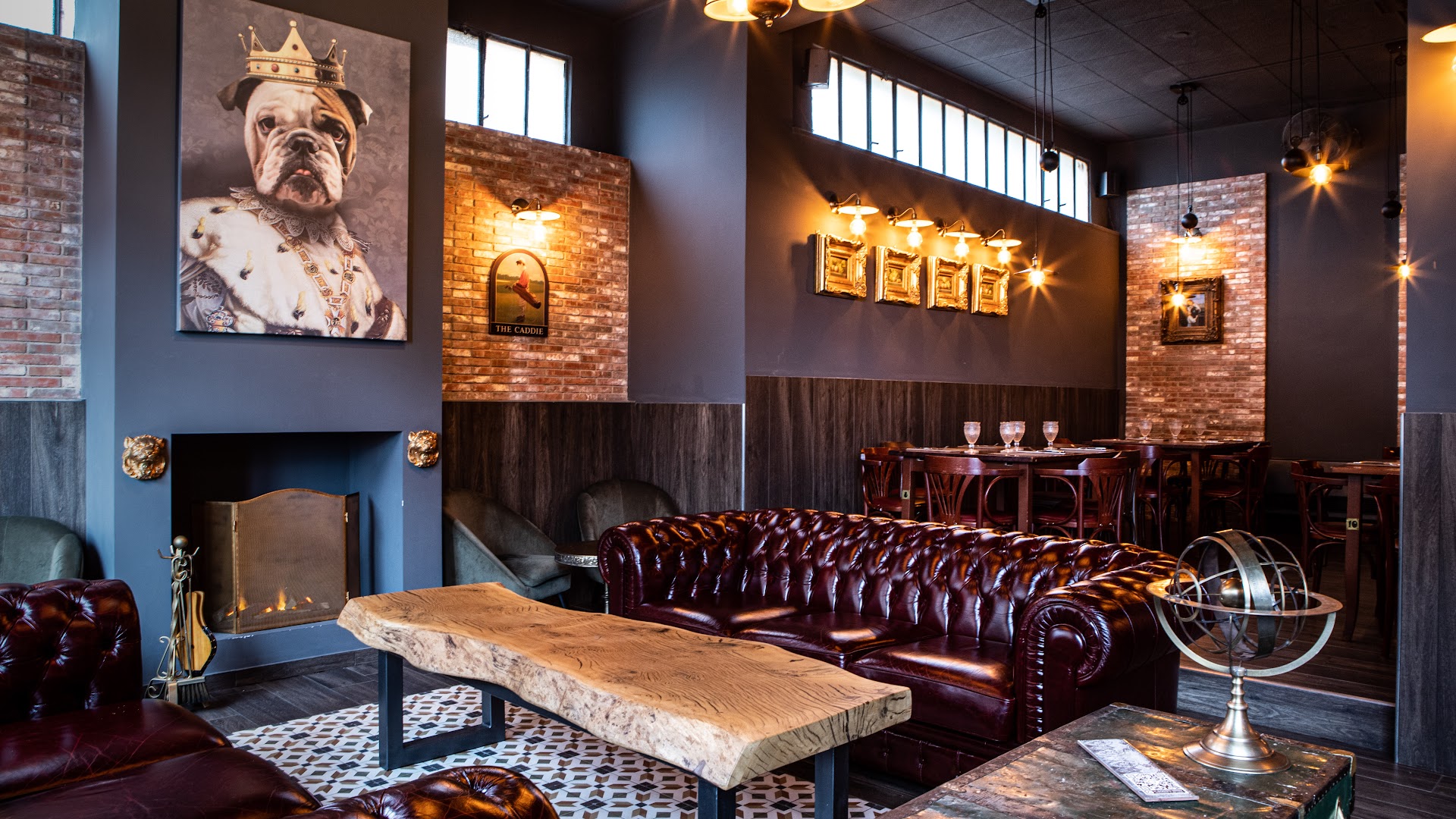 Porco Rosso Pub