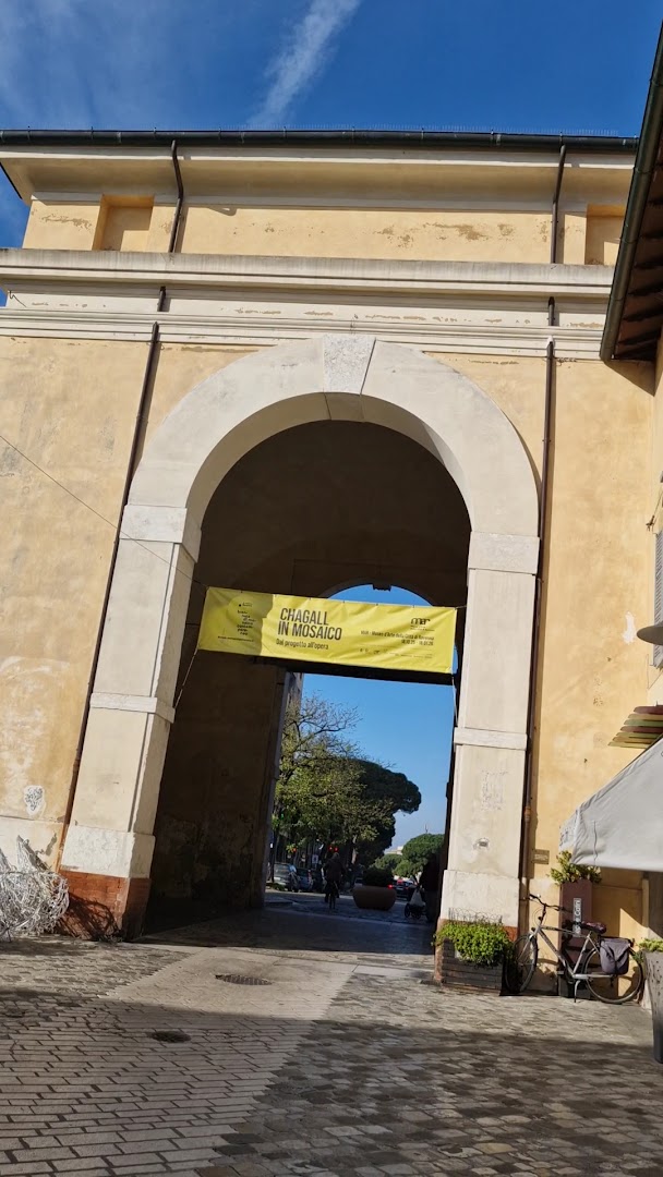 Porta Adriana, Ravenna