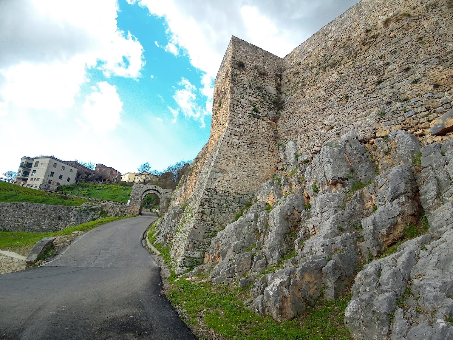 Porta Casamari