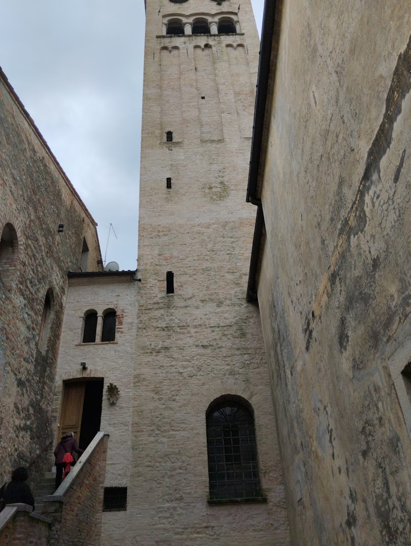 Porta Dante Alighieri