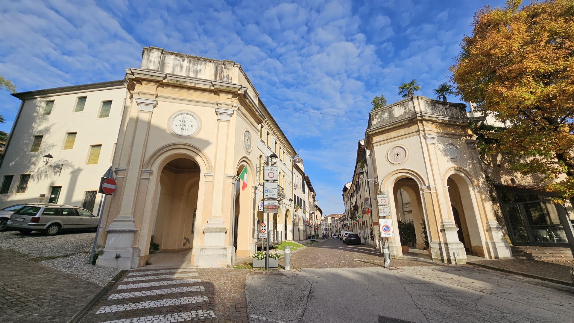 Porta Dante Alighieri
