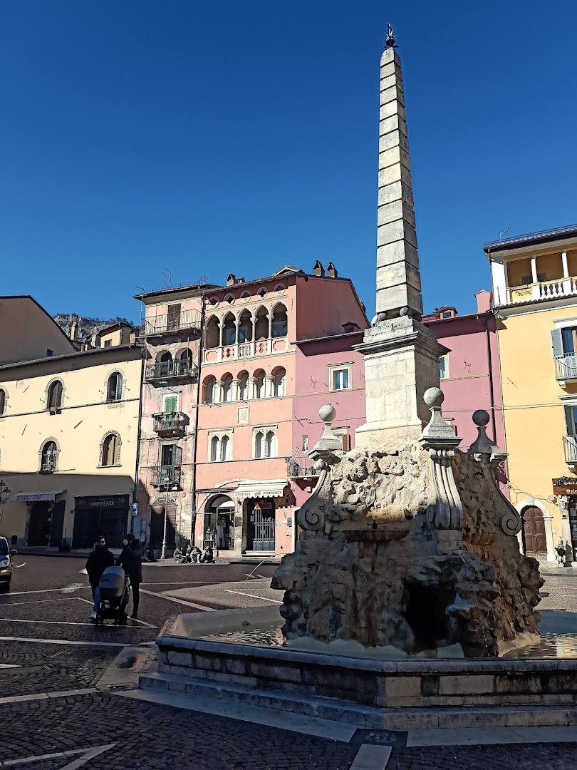 Porta dei Marsi