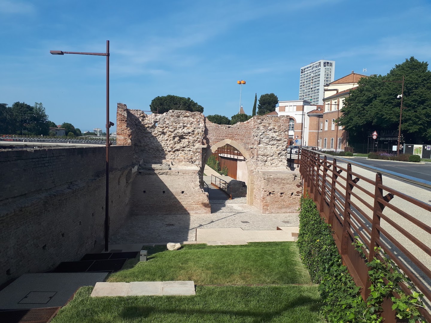 Porta Galliana