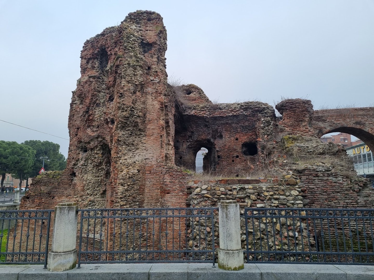 Porta Galliera