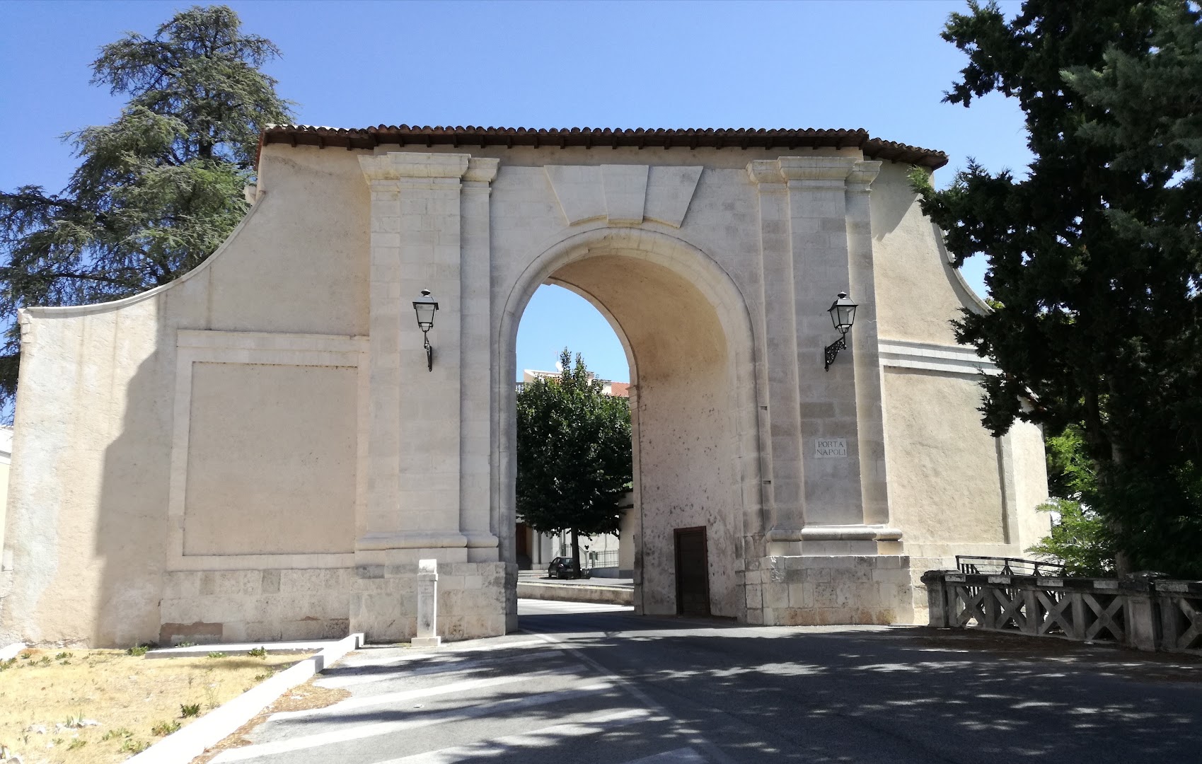 Porta Napoli