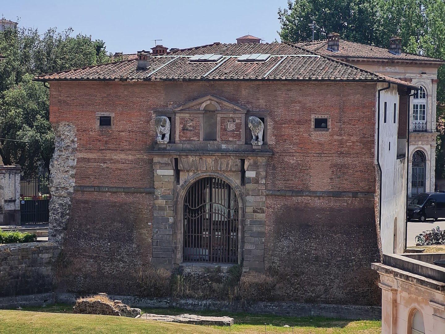 Porta San Donato