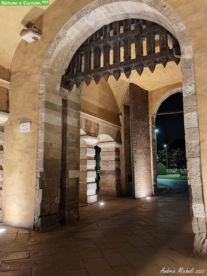 Porta San Pietro