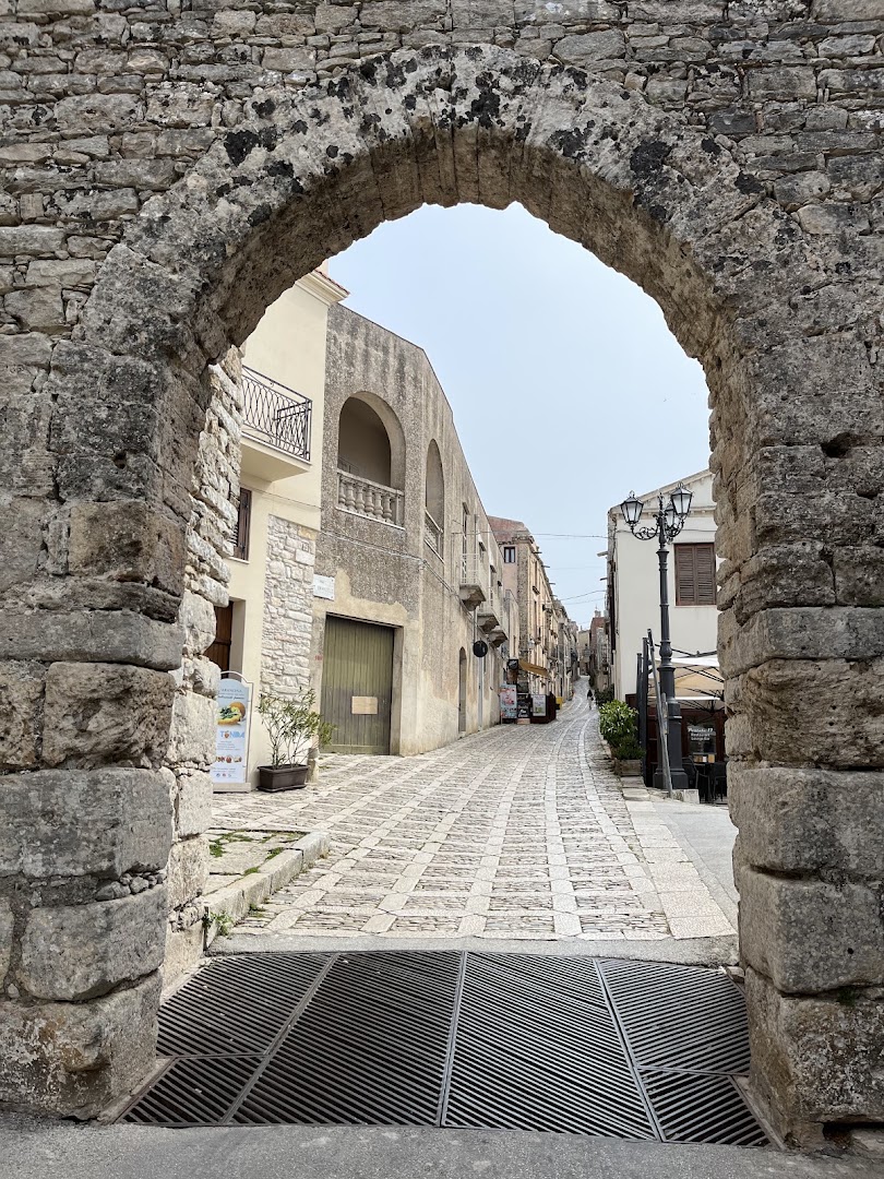 Porta Trapani, Erice