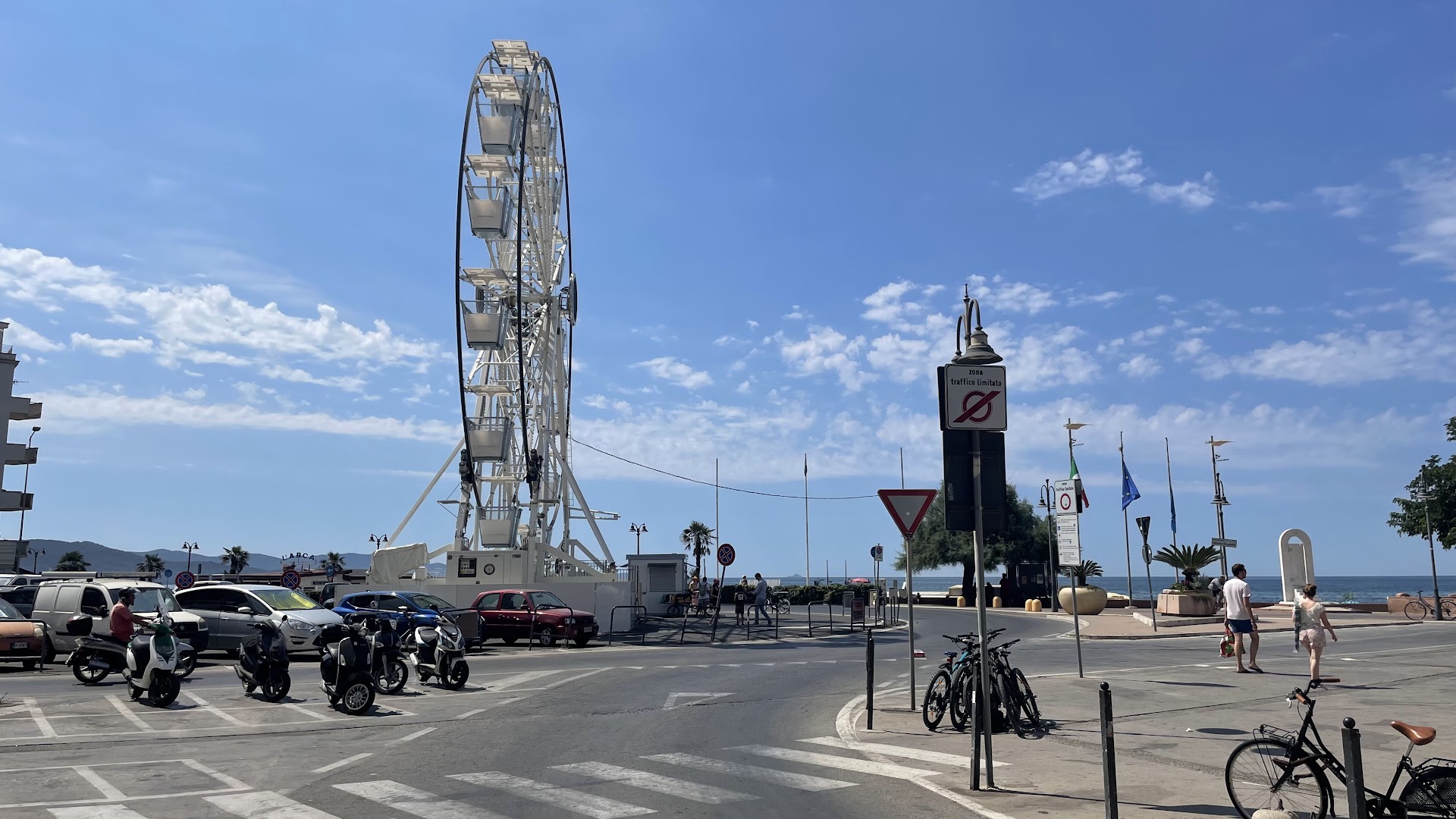 Portale Del Mistero, Follonica