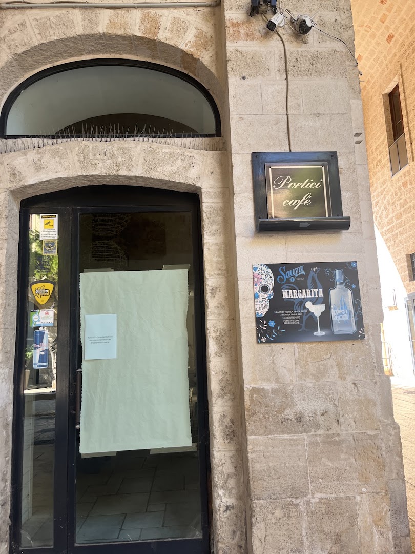 Portici Café