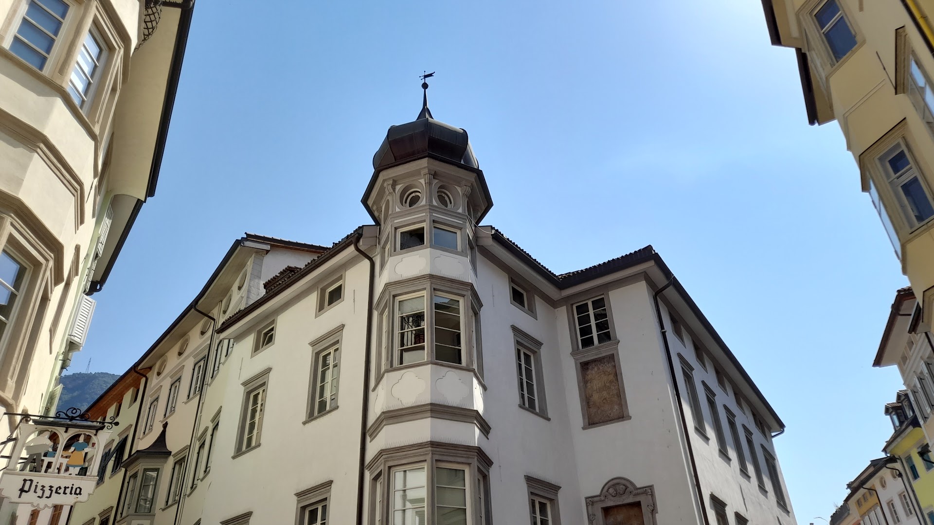 Portici