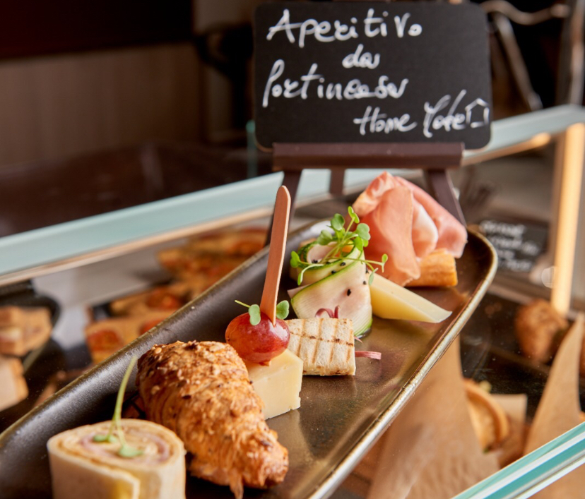 Portincasa Caffè - Bistrot - Caffetteria Specialty - Coffee Shop e Microtorrefazione Artigianale.