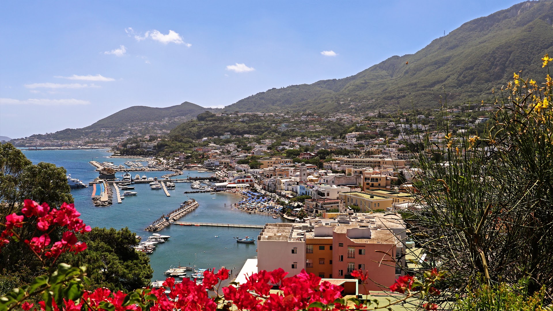 Porto turistico Marina di Lacco Ameno