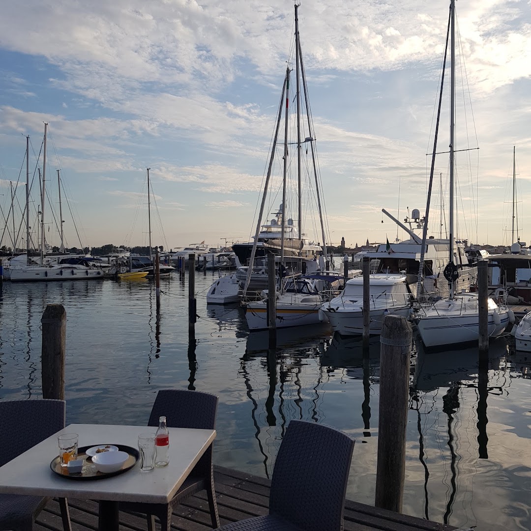 Porto Turistico San Felice