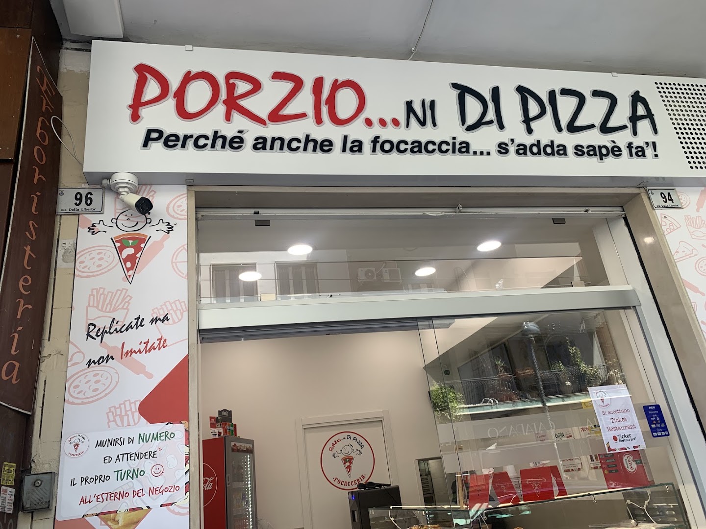 Porzio...ni di Pizza - Portici