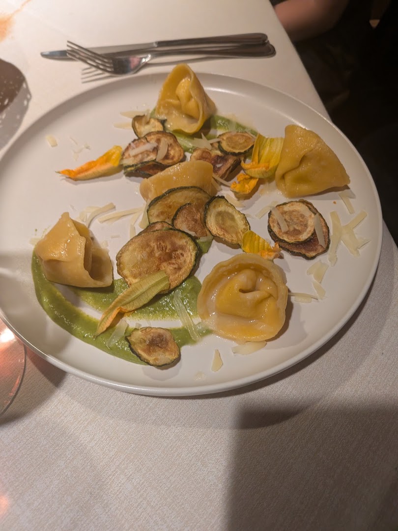Posto di conversazione, Meda