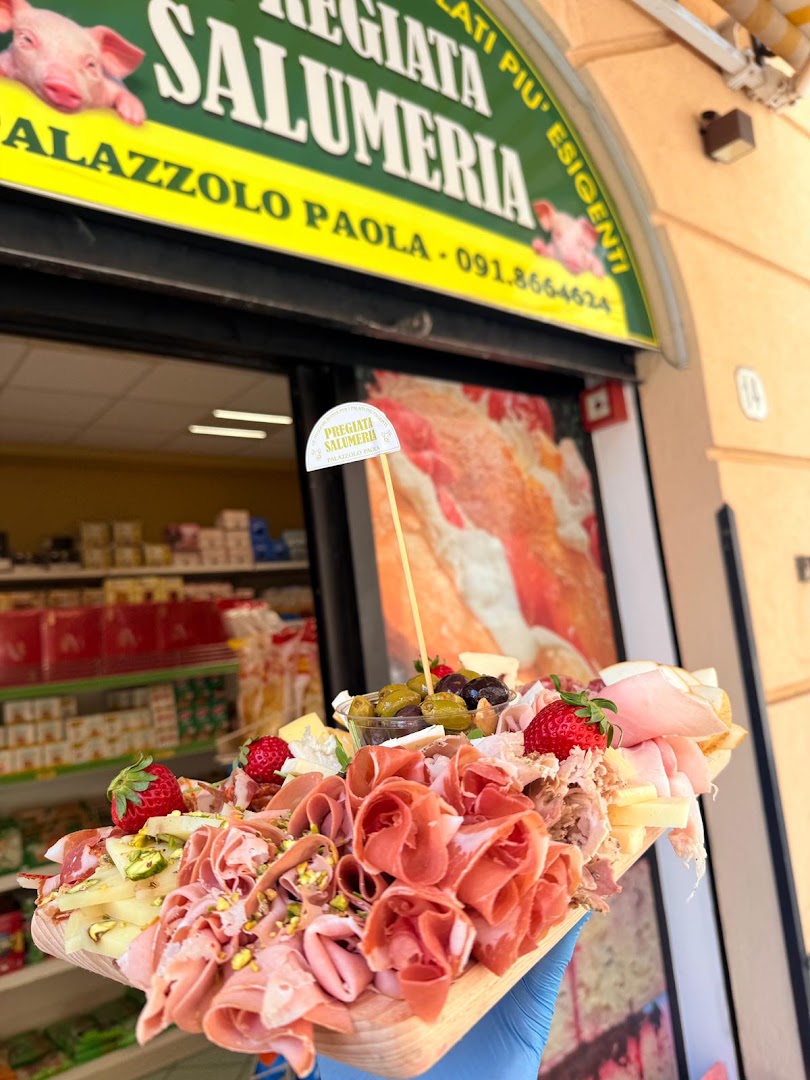 Pregiata salumeria di Palazzolo Paola