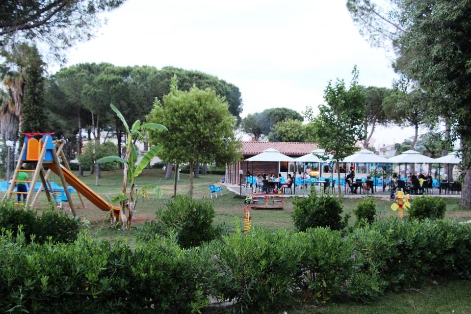 Presso Parco Unicef Bar Pizzeria L'isola Che non C'è