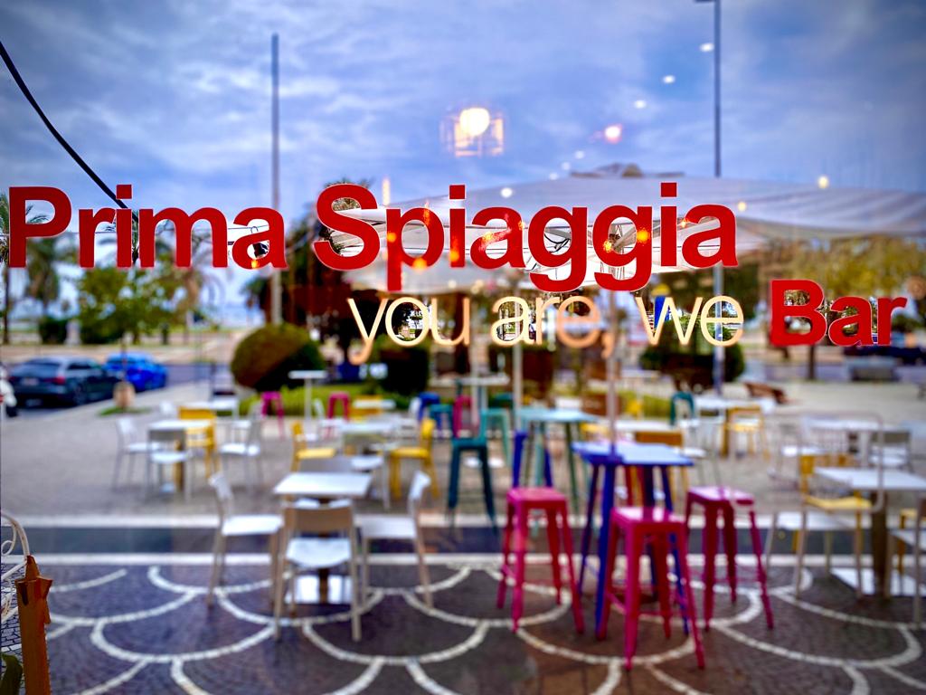 Prima Spiaggia Street Bar