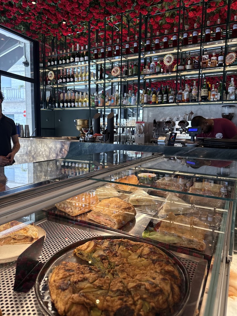 Prima Volta – Cocktail Bar, Champagne & Ristorante