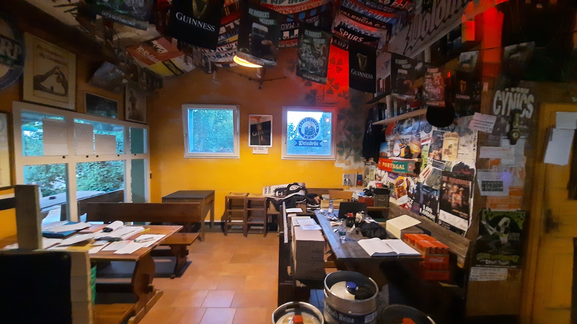 Primary Irish Pub