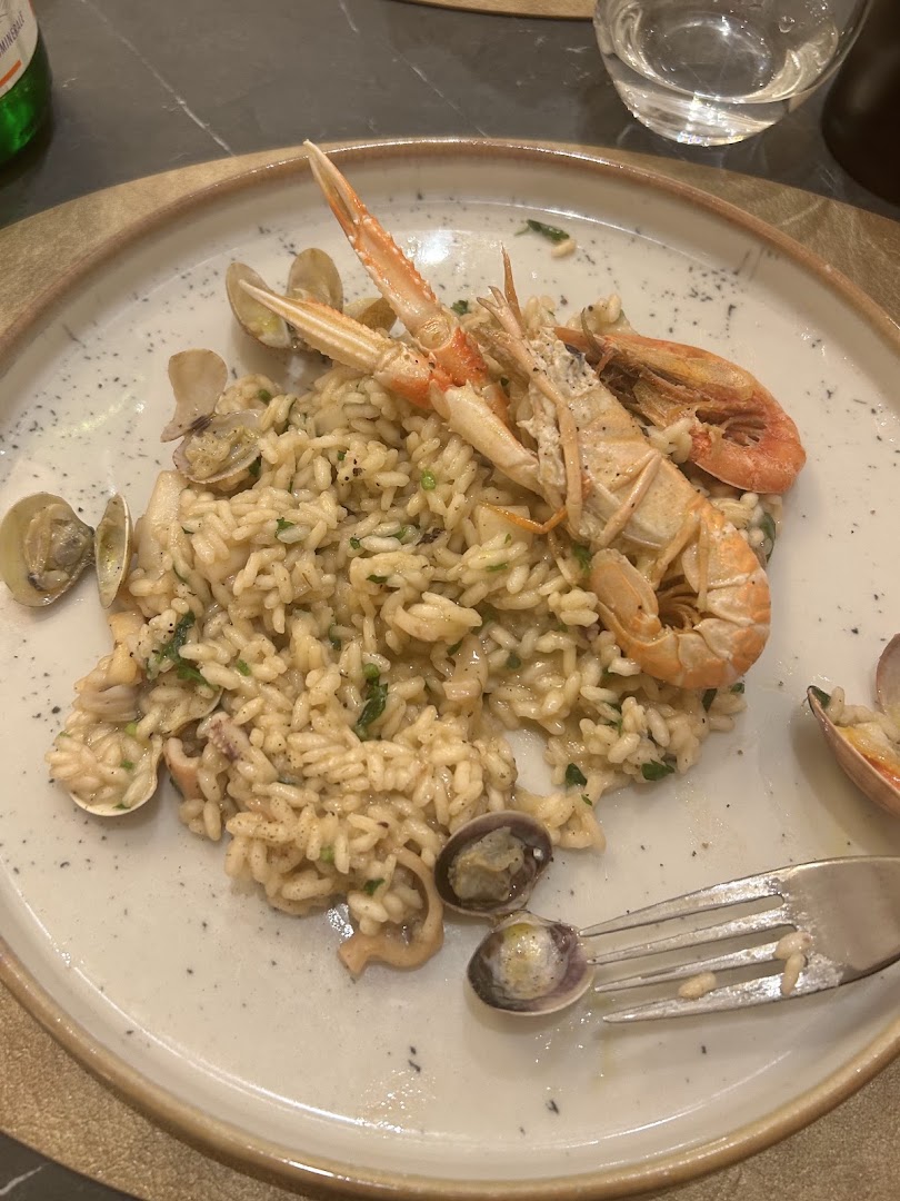 Prime Mediterraneo, Napoli