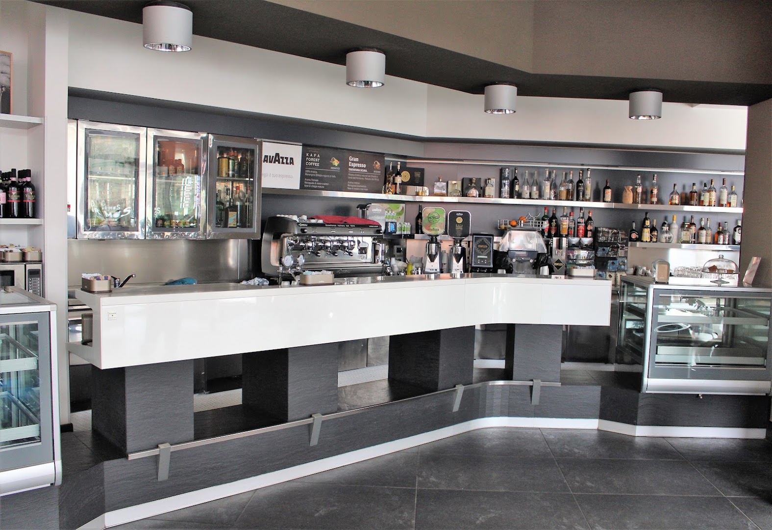 Primos Lounge Bar