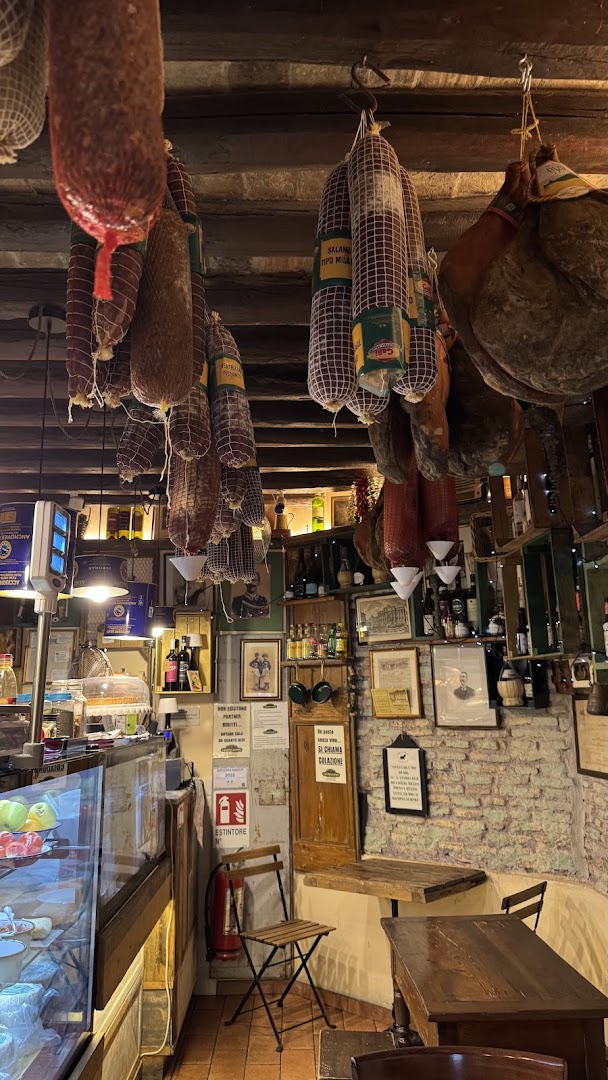 Prosciutteria Cantina dei Papi - Trevi