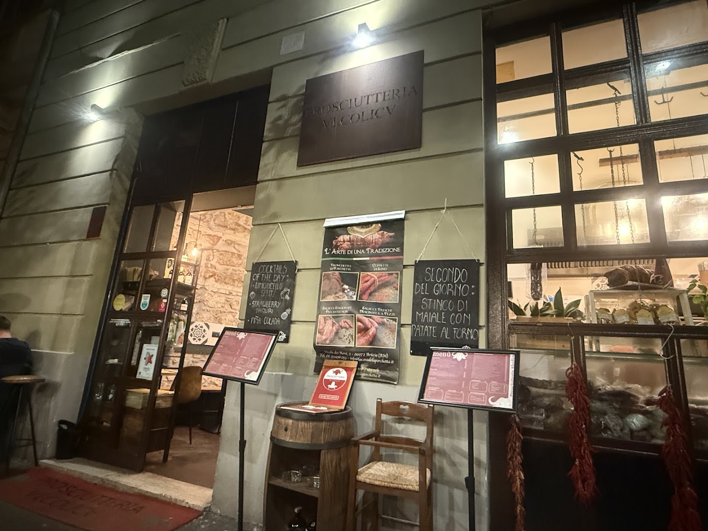 Prosciutteria Alcolica | Typical Specialties and Pasta