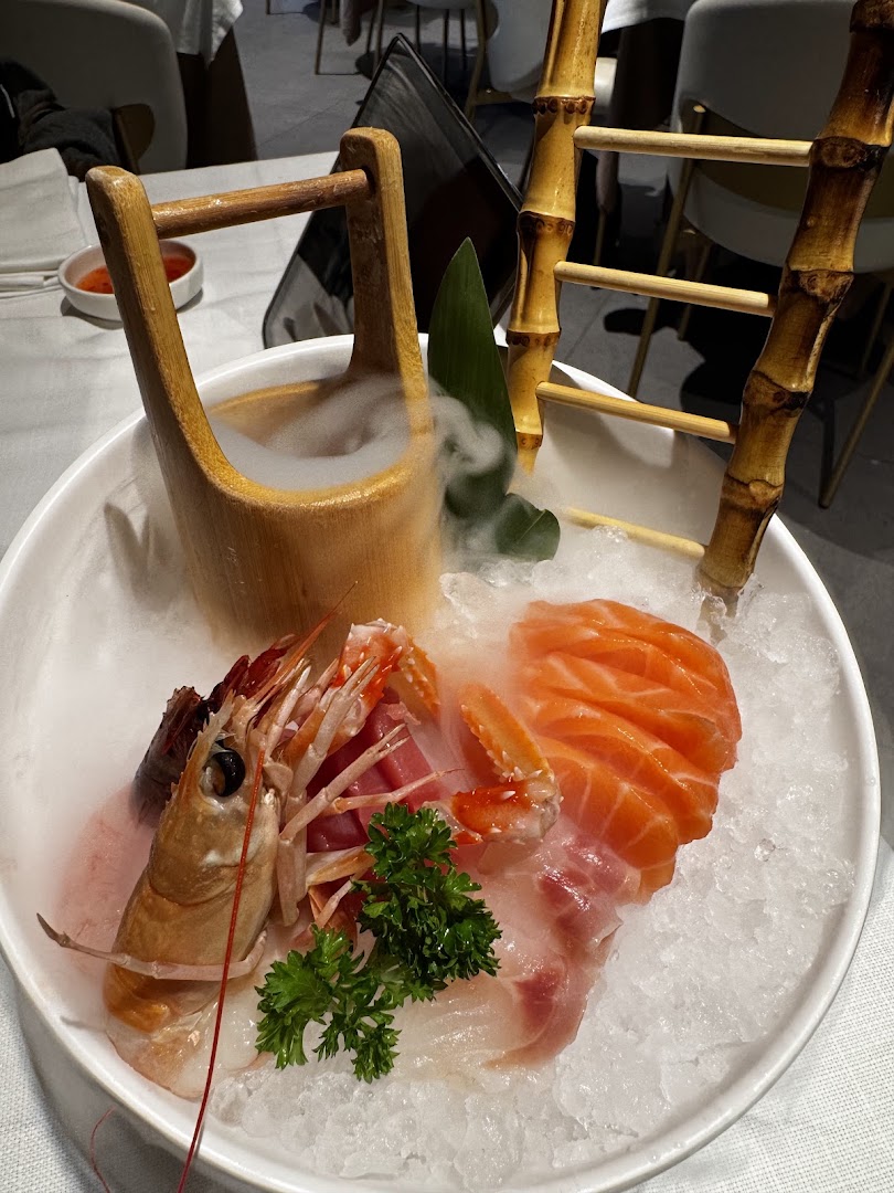 Prunus - Sushi & Cocktails