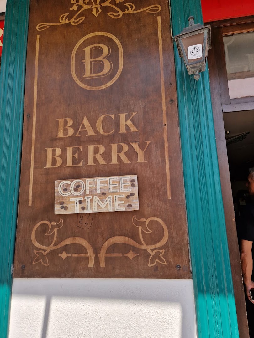 Pub Back Berry