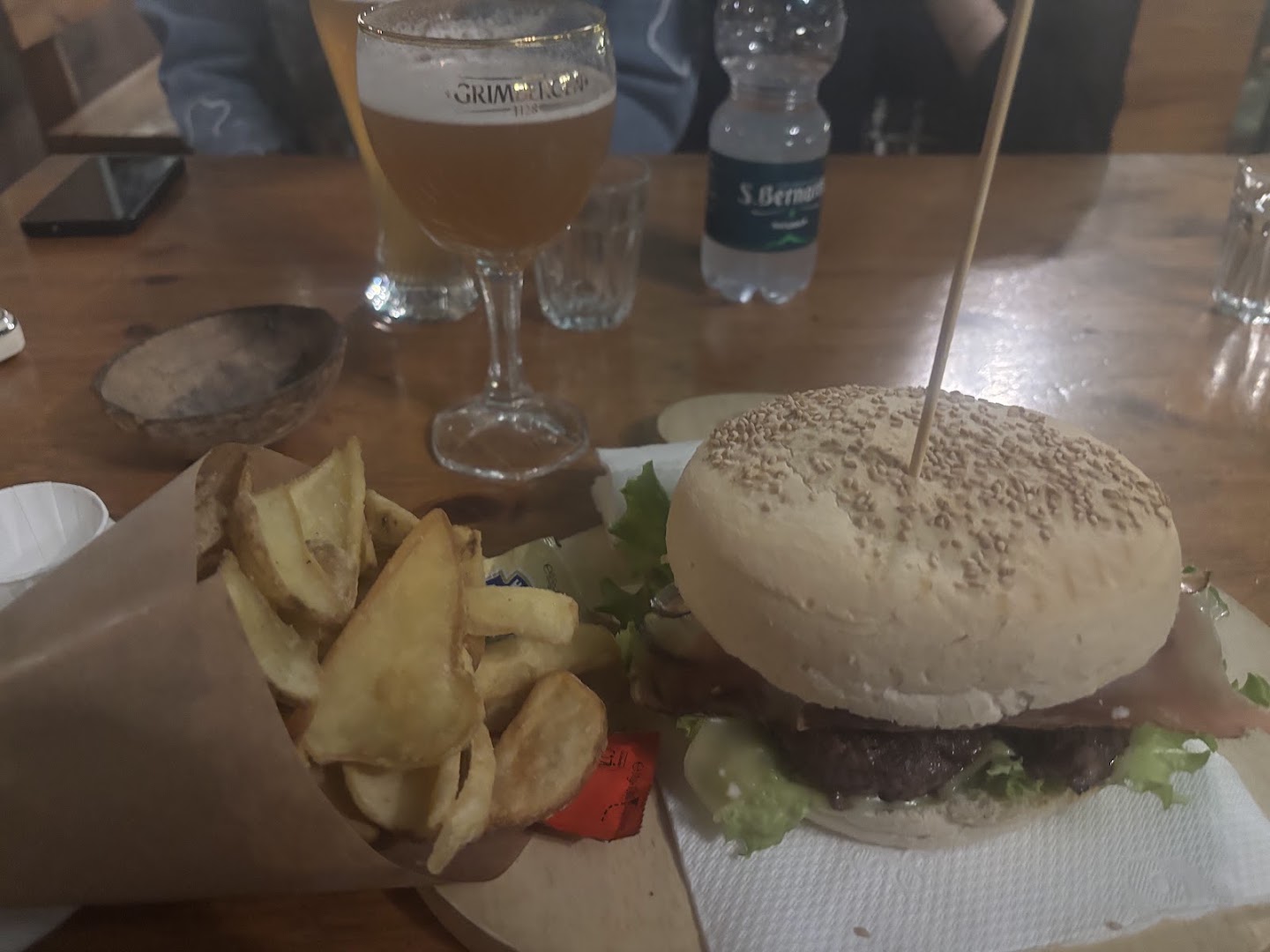 Pub "BeerHouse"