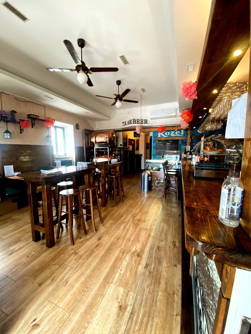 Pub "J"bar