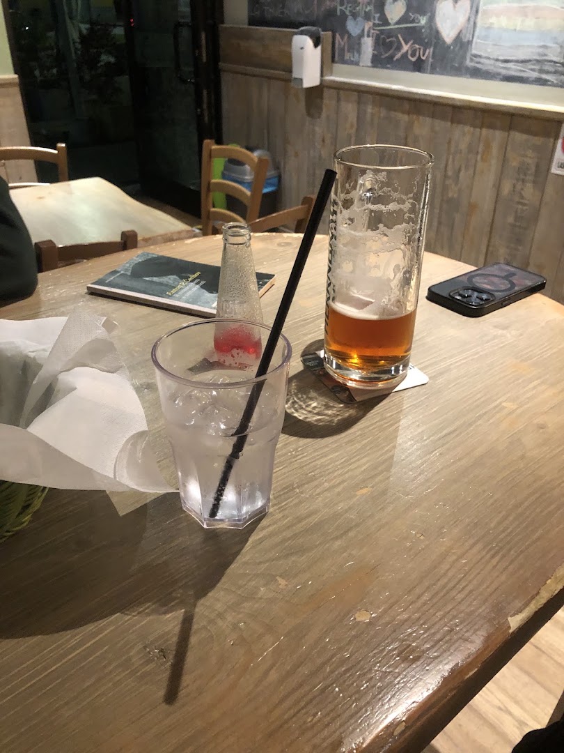 PUB la Taverna, Castano Primo