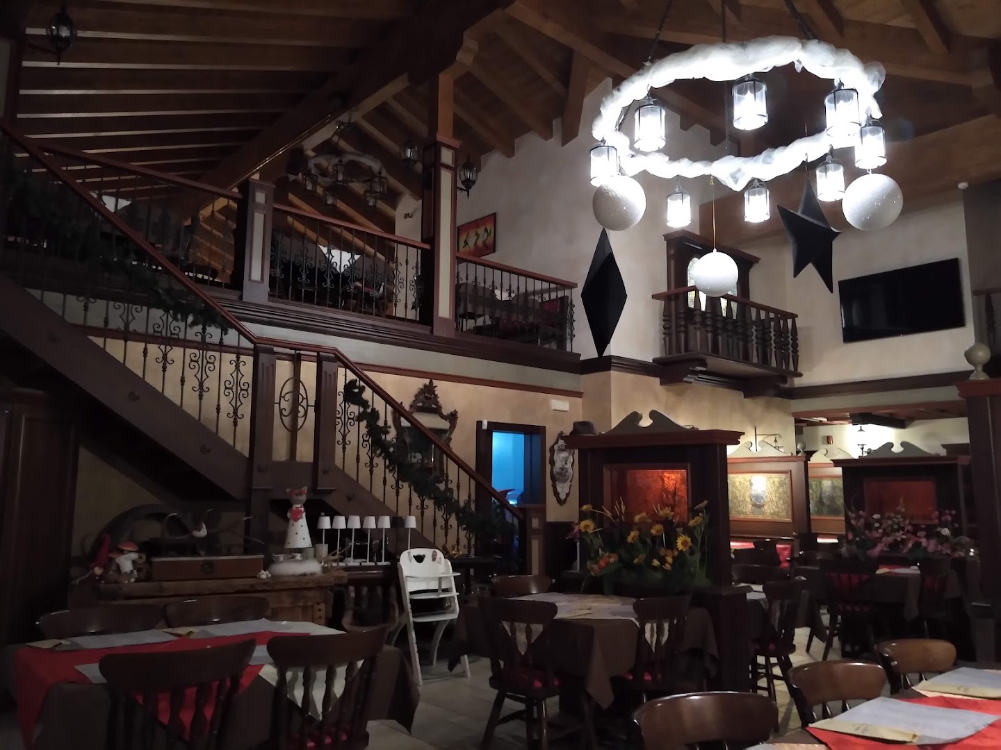 Pub Pizzeria Ristorante Betty's Hill