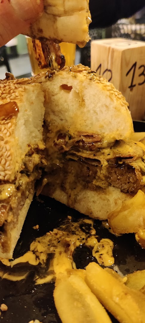 The Pub Burger's Torino
