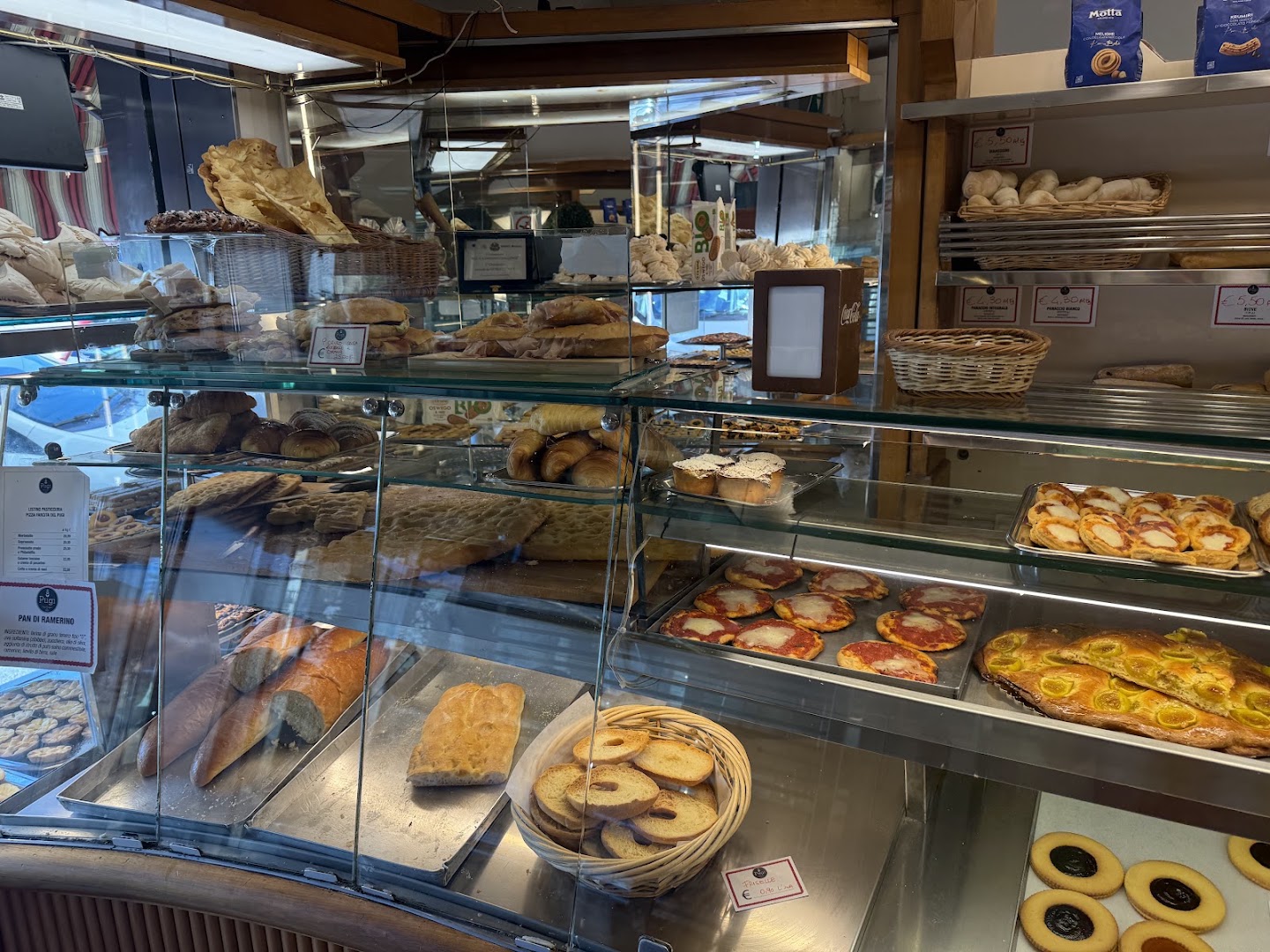 PUGI.....Forno...focacceria...pasticceria...pizzeria, Firenze