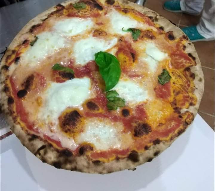 Pulcinella pizzeria rosticceria d’asporto di Gemma luigi, Porto Cesareo