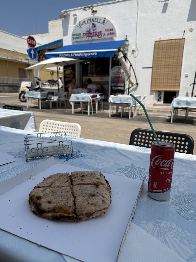 Pulcinella pizzeria rosticceria d’asporto di Gemma luigi