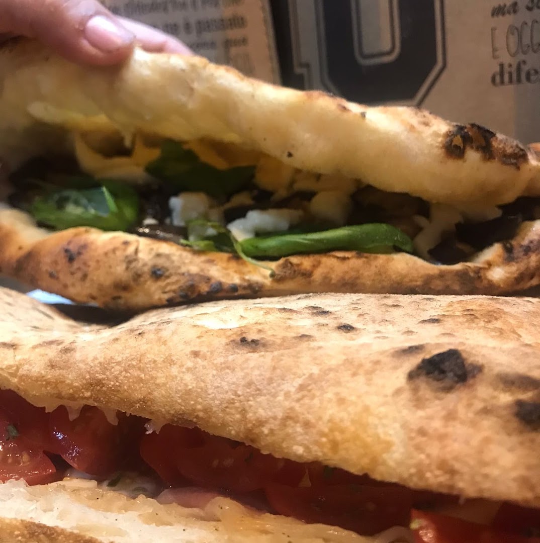 Pummarò pizzeria napoletana