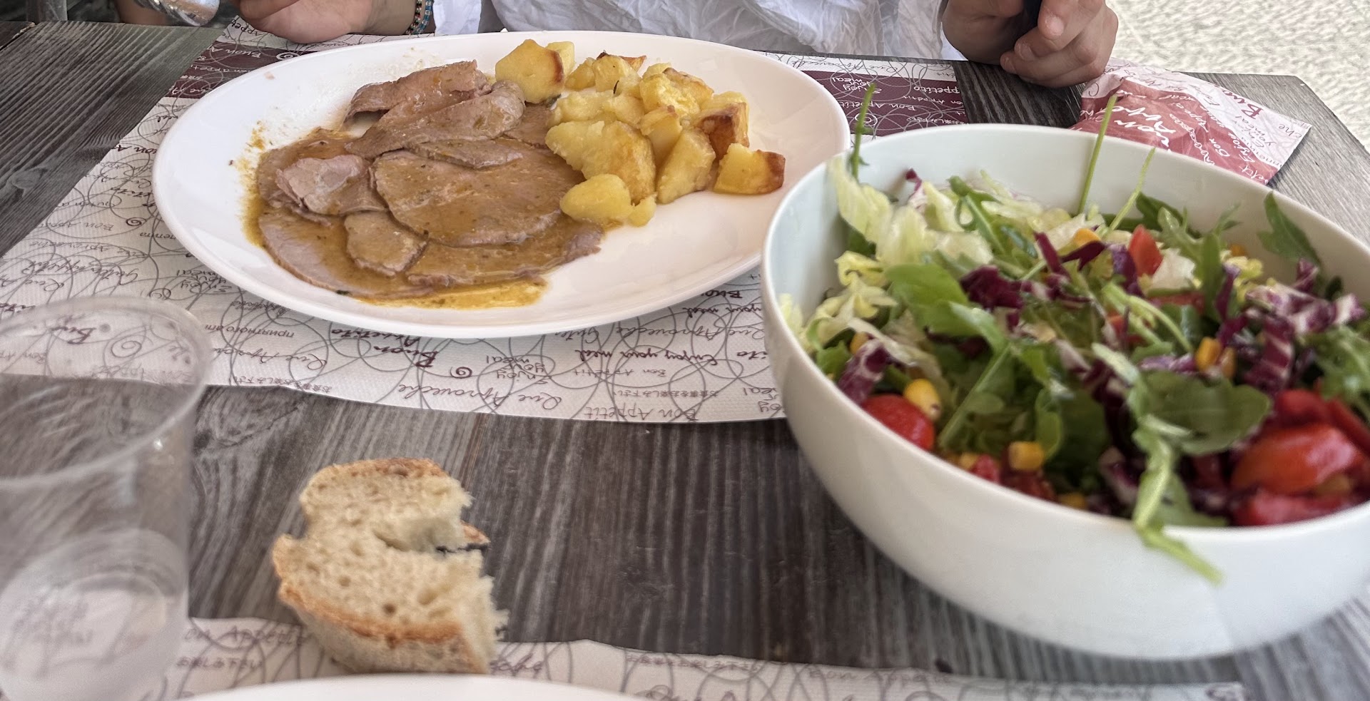Punch&Judy PUB GRILL, Napoli