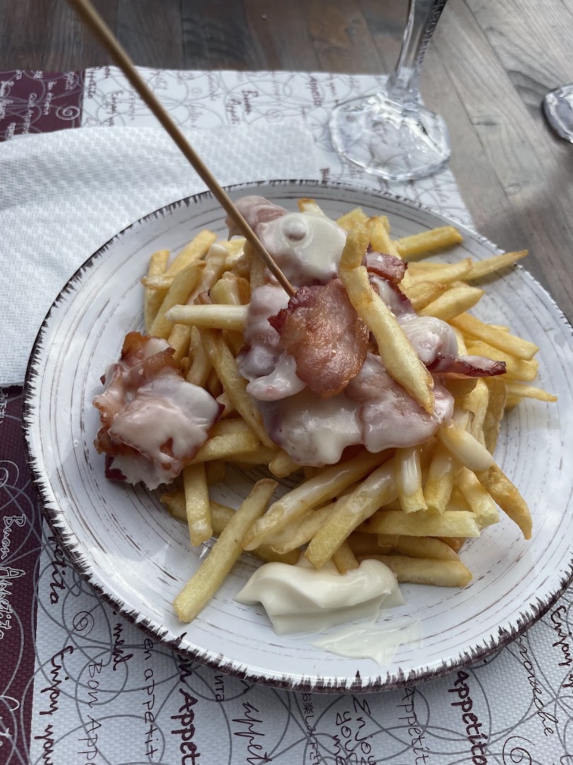 Punch&Judy PUB GRILL