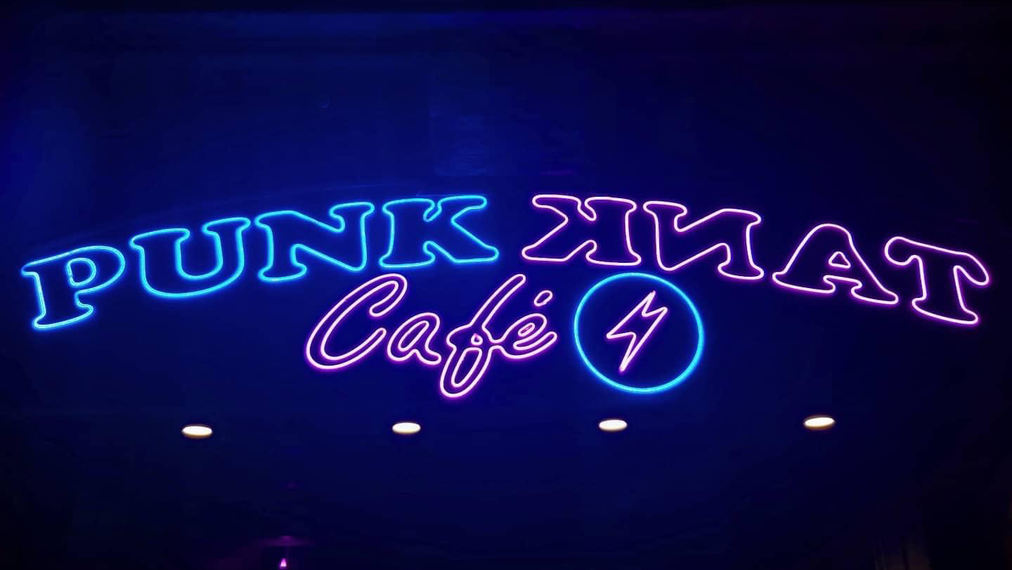 Punk Tank Café, Napoli
